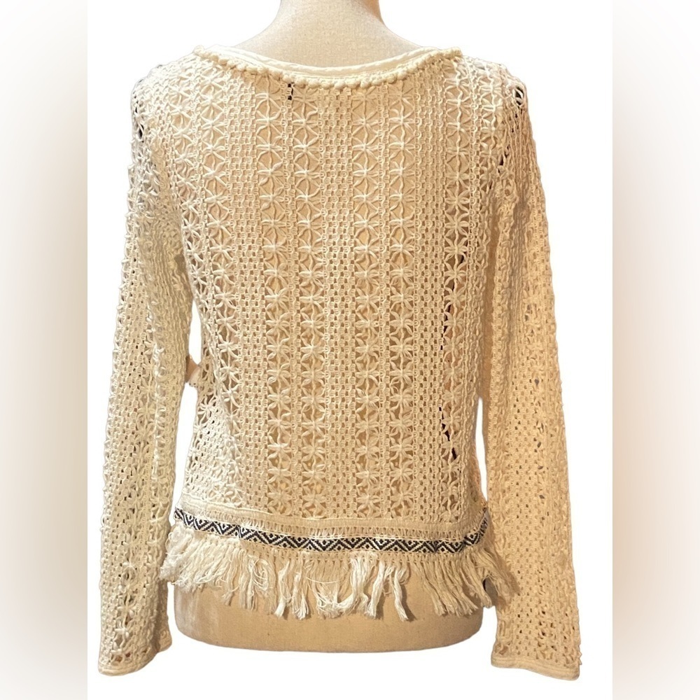 ANTHRO | Akemi + Kin Crop Sweater - Picture 3 of 6